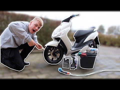 Video: Hvad betyder scooter?