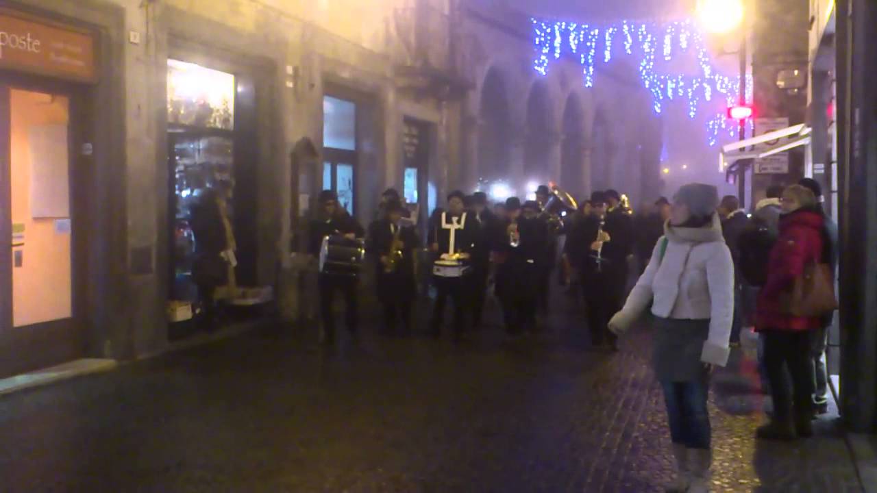 Orvieto banda musicale centro stroico 21 12 2013