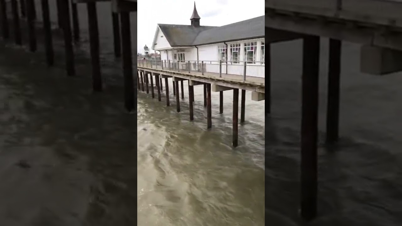 Where to fish under southwold pier