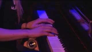 Avril Lavigne - Forgotten [Live at Budokan] [Japan] The Bonez Tour 2005 #HD