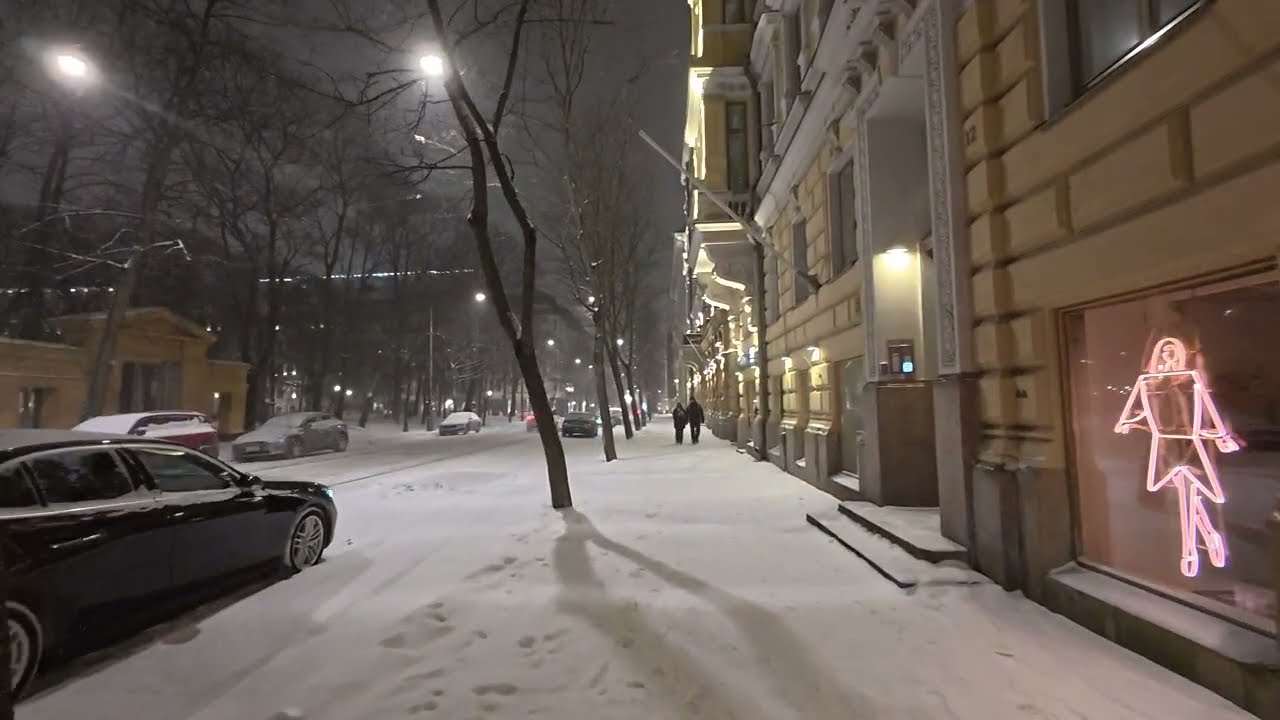 Helsinki Winter Walk ❄️ | Snowy Evening on Bulevardi & Eteläesplanadi (–11°C/12.2°F)