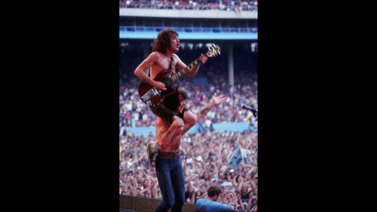 AC/DC- High Voltage (Live Kursaal, Southend-on-Sea England, Mar. 19th ...