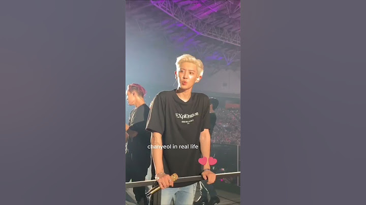 Chanyeol is still handsome in real life😗❤️