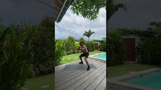 Sumo air squat