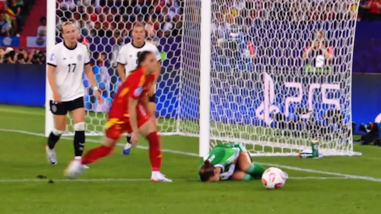 Ann-Katrin Berger incredible continue saves Goal, Germany vs Spain Womens Euro 2025