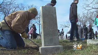 Groups Gather To Clean Up Historic North Texas Slave Cemetery