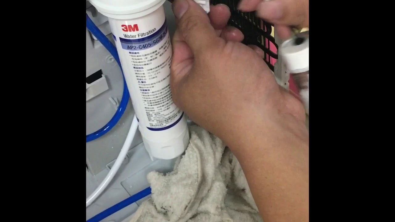 3M HCD-2冰溫熱桌上型飲水機濾芯與紫外線燈夾更換操作方式