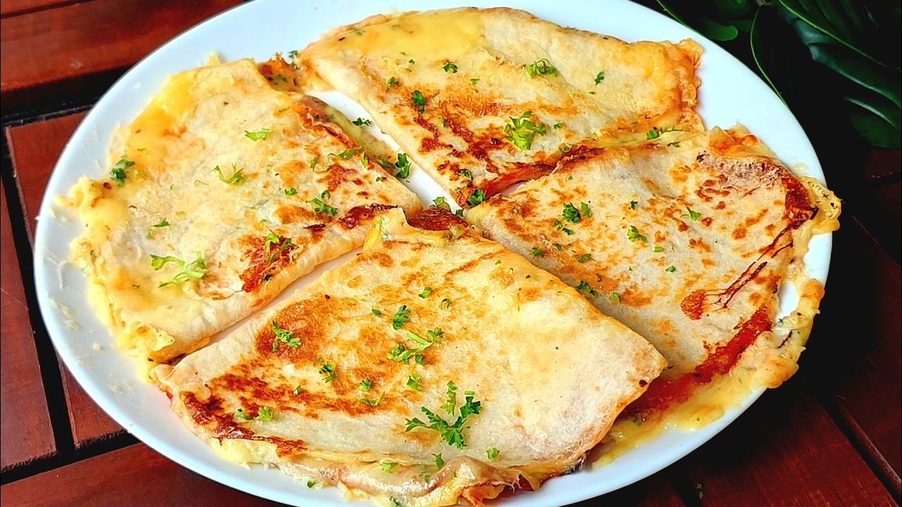 Cheesy & Delicious! Why didn't I know this recipe before? Pan-Fried Cheesy Tortilla | ChamAura