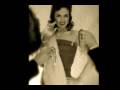 Miss lola lamour britains most authentic 1940s singer