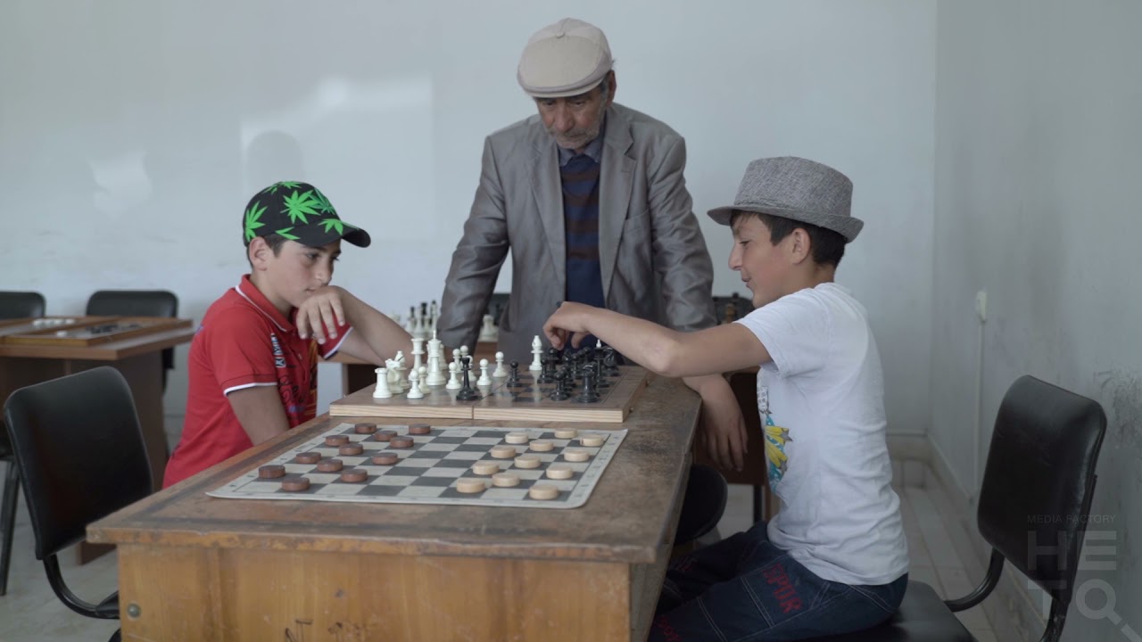 Ապաքաղաքական նարդի