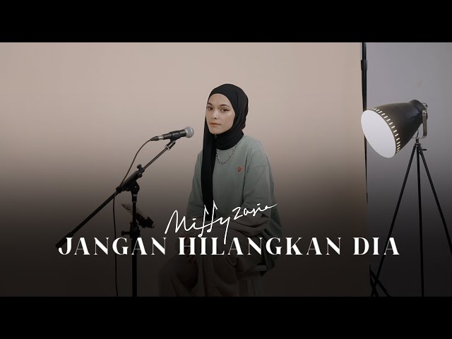 Jangan Hilangkan Dia - Rossa (Cover by Mitty Zasia) class=