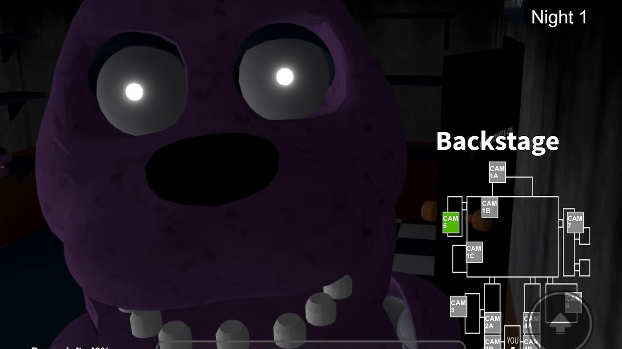 Playing five nights at freddys in roblox - YouTube