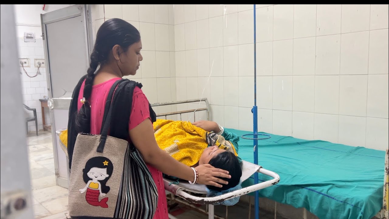 ডেলিভারির সময়ের অনেক আগেই পলিকে হাসপাতালে ভর্তি করতে হলো / অনেক রাতে এলো জোড়া সুখবর