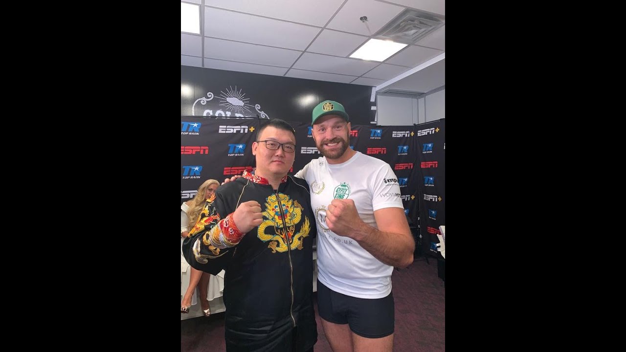 TYSON FURY MEETS JUNLONG ZHANG (20-0 CHINESE HEAVYWEIGHT)