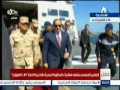 بالفيديو.. لحظة صعود السيسي ظهر الفرقاطة «تحيا مصر» ورفع العلم"
