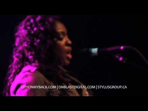 Andreena Mill Live @ MOD Club (Stylus Nominee Party, 2010)