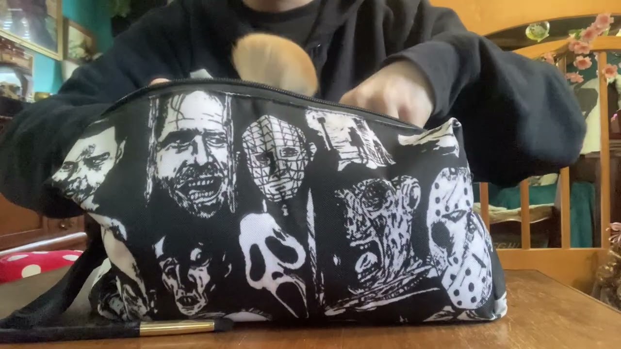 Lofi ASMR Rummaging Through my Makeup Bag (tapping, rummaging, lid sounds, etc.)