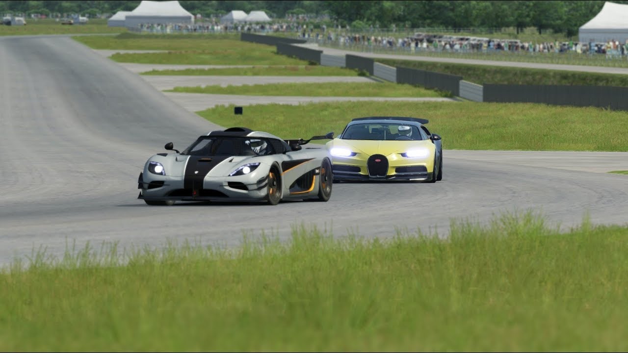 Bugatti Chiron vs Koenigsegg One:1 at Monza Full Course
