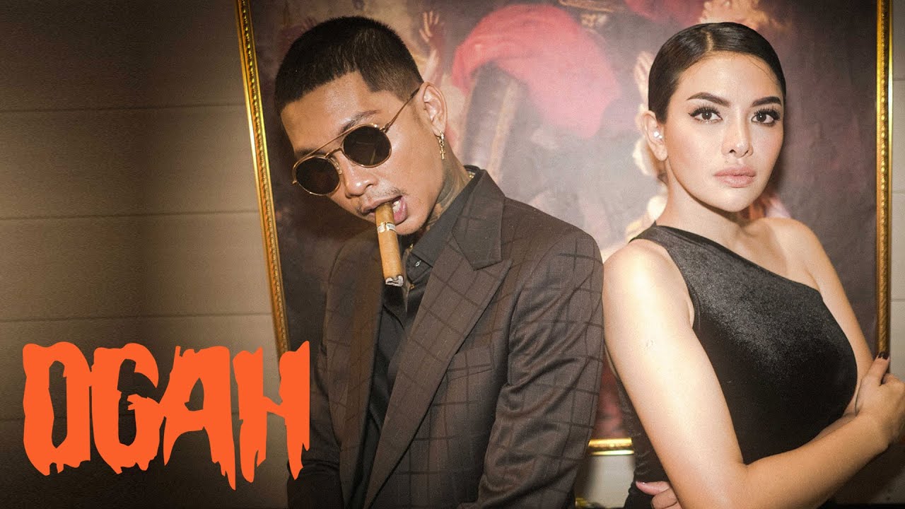 Young Lex Ft Nikita Mirzani - Ogah (Official Music Video) Young Lex Ft Nikita Mirzani - Ogah (Official Music Video)