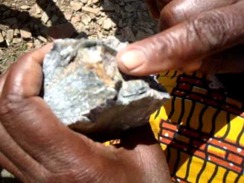 Video: Jinsi ya Kutengeneza Mshumaa wa Mkono (na Picha)