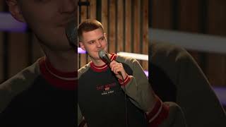 Thumbnail for Moritz ausgedribbelt | Alex Stoldt bei "falsch, aber lustig"