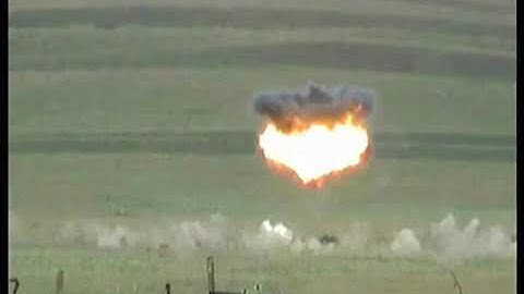 Proximity Fuse anti trench bomb, explode before touching the ground