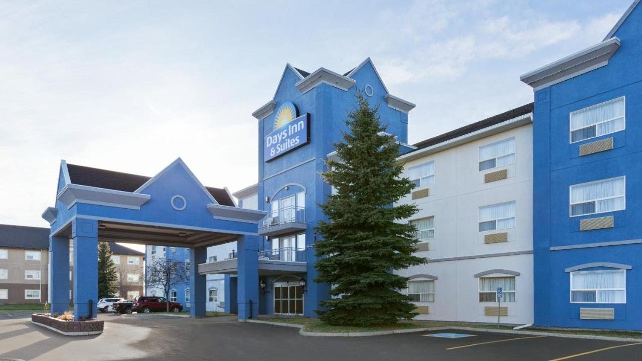 Days Inn & Suites by Wyndham Brooks, Brooks, Canada - YouTube