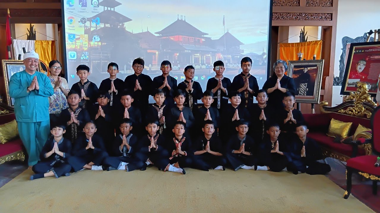 Kunjungan ke Cagar Budaya Paseban Tri Panca Tunggal Cigugur Kuningan Jawa Barat