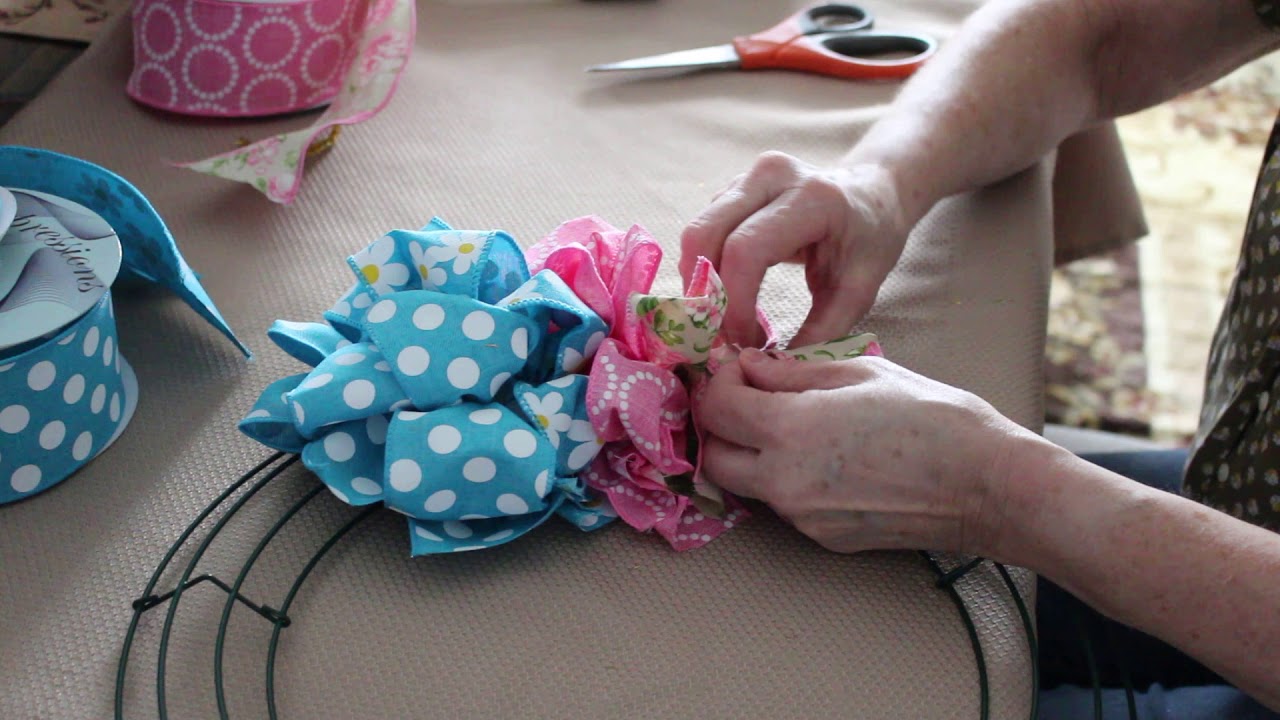 Ribbon Wreaths by Linda YouTube