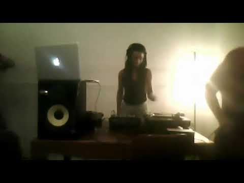 Bass Sessions #7 ::: Sun Jul 31 2011