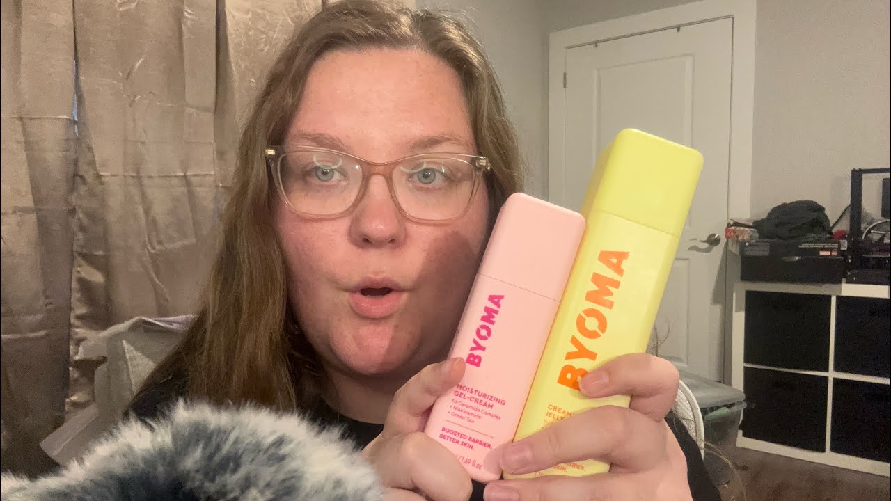 ASMR Basic Skincare Routine (tapping, whispering)