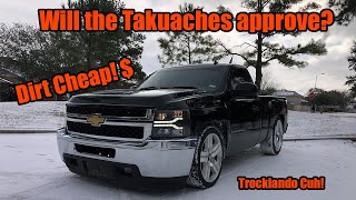 Buying my first dropped truck and showing it to my takuache friends!