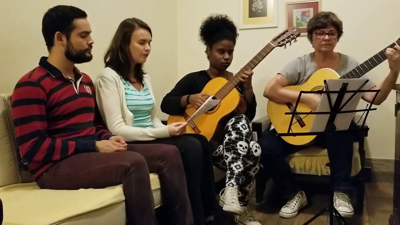 Bom é louvar o Senhor (CANTO DE ENTRADA - TEMPO COMUM)