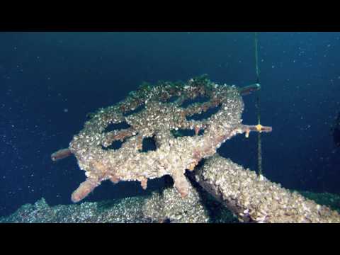 Presque Isle Shipwreck Diving July 2011.mov