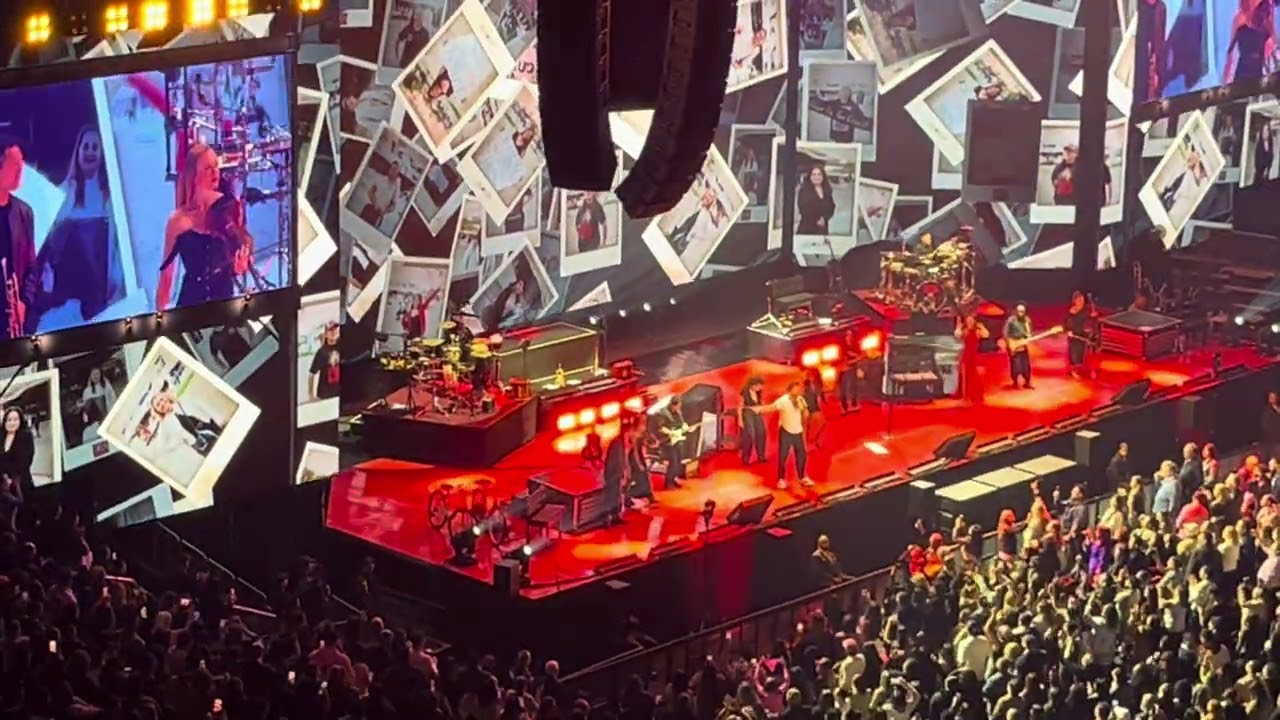 Ricardo Arjona, mujeres.