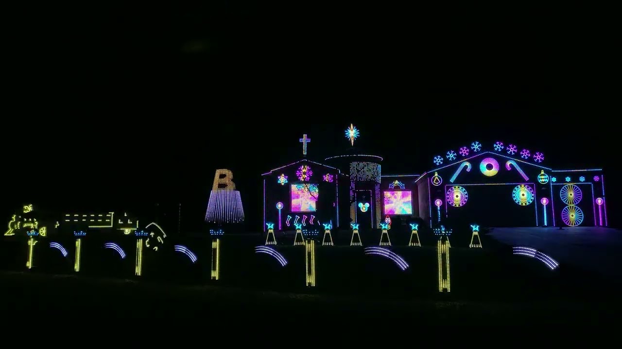 Dosch Family Lights Aladdin Mashup 2023