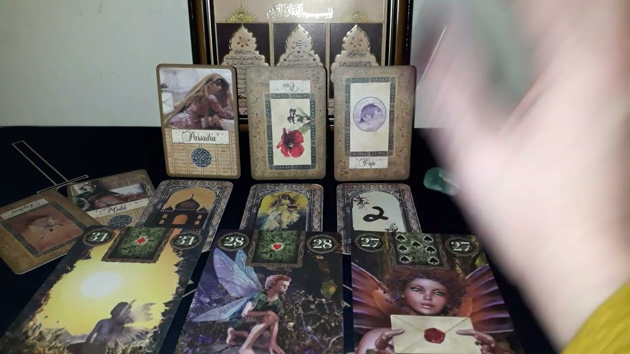 Αν θα γίνει η συνάντηση με το πρόσωπο που σε ενδιαφέρει  και πότε??🙄🤔❤#taromanteies #pickacard #