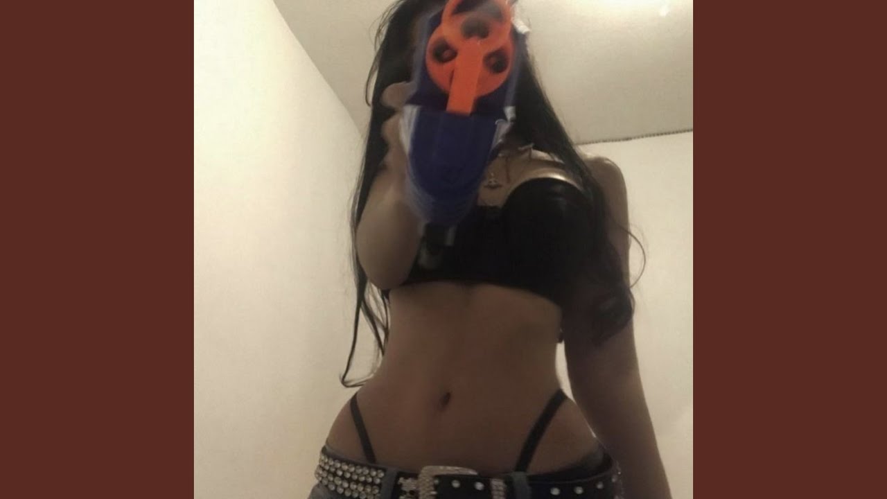 Panik adlı videoyu YouTube'da izle Panik adlı videoyu YouTube'da izle