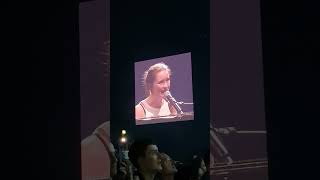 Sigrid gets emotional singing Bad Life at Wembley Arena 🥺❤