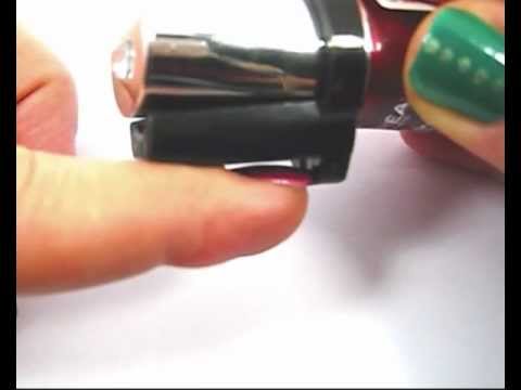 L'Oreal - Star Magnet - Red (nail polish)