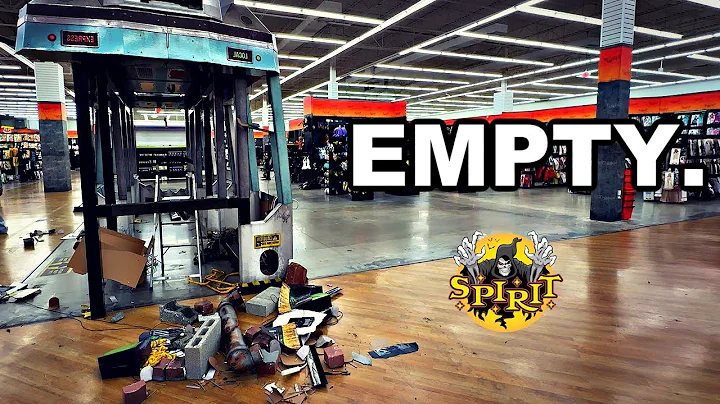 I Explored Spirit Halloween After Halloween... *Everything Gone*