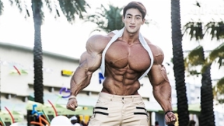 BODYBUILDING MOTIVATION Hwang Chul Soon Korean Mass Monster 2017 Resimi