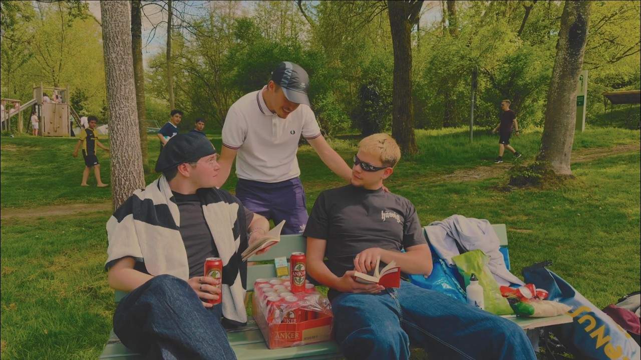 Watch FLÜGER - Sorry (prod. Fivestars) on YouTube Watch FLÜGER - Sorry (prod. Fivestars) on YouTube