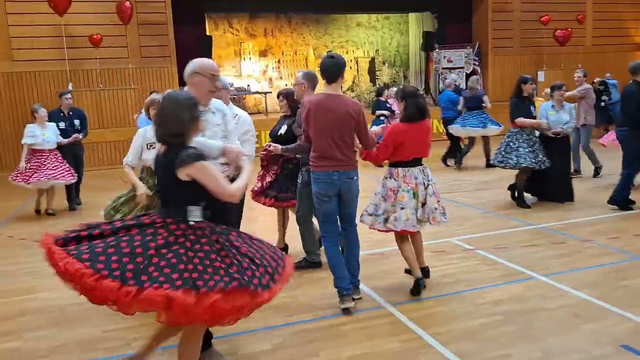 2026 VCD "Komet - Udo Lindenberg x Apache 207" Основной поток: вокальный призыв Маркуса Рунфта