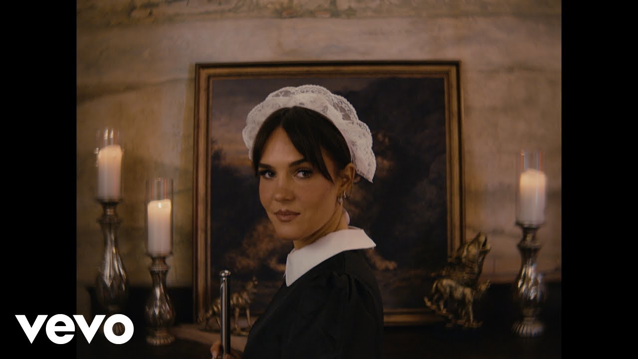 Franni Cash - Raised By Wolves (Official Music Video)