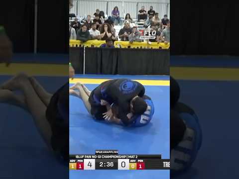 Nothing sweeter than hitting a comeback submission #IBJJFNoGiPans