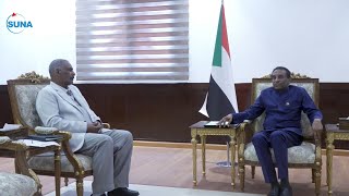 رئيس الوزراء يطلع على جهود لجنة الأمل للعودة الطوعية ويؤكد دعم الدولة لملف العودة