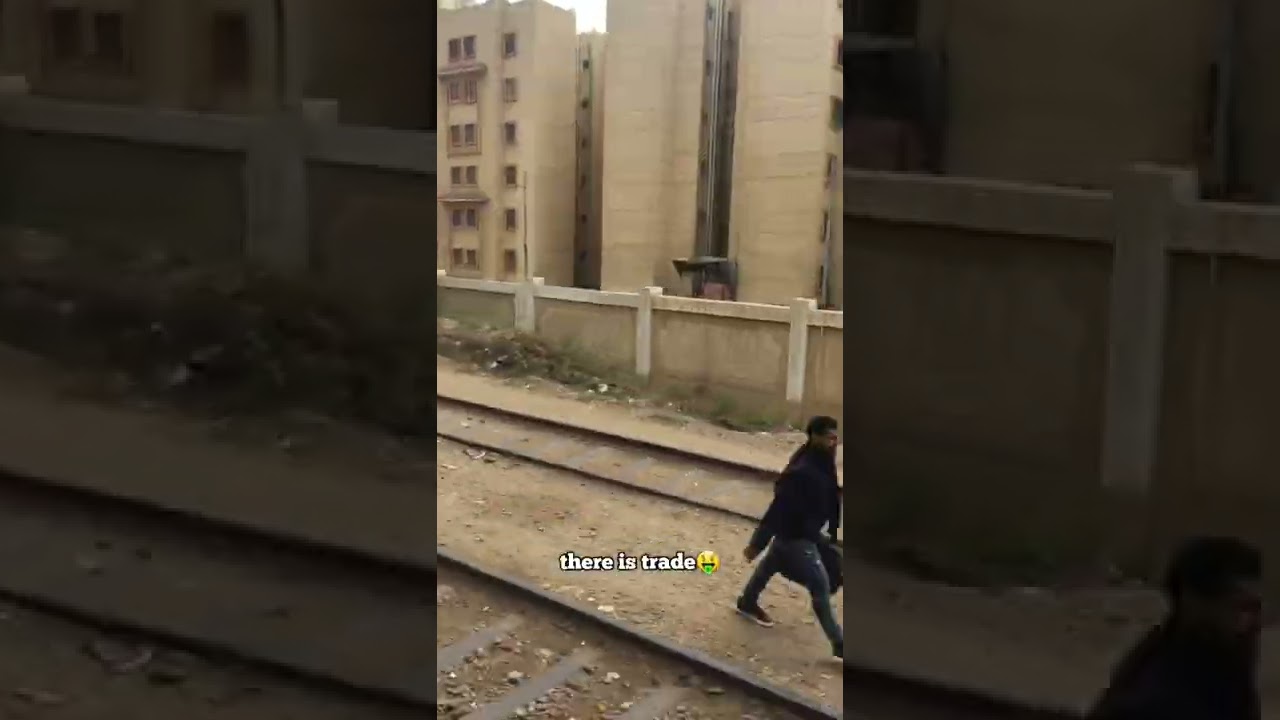 What is the Egyptian commuter train like? 