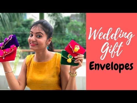 Give me ideas to give gifts during mehendi, diy please. And is the #sayankipayel fine??? 1