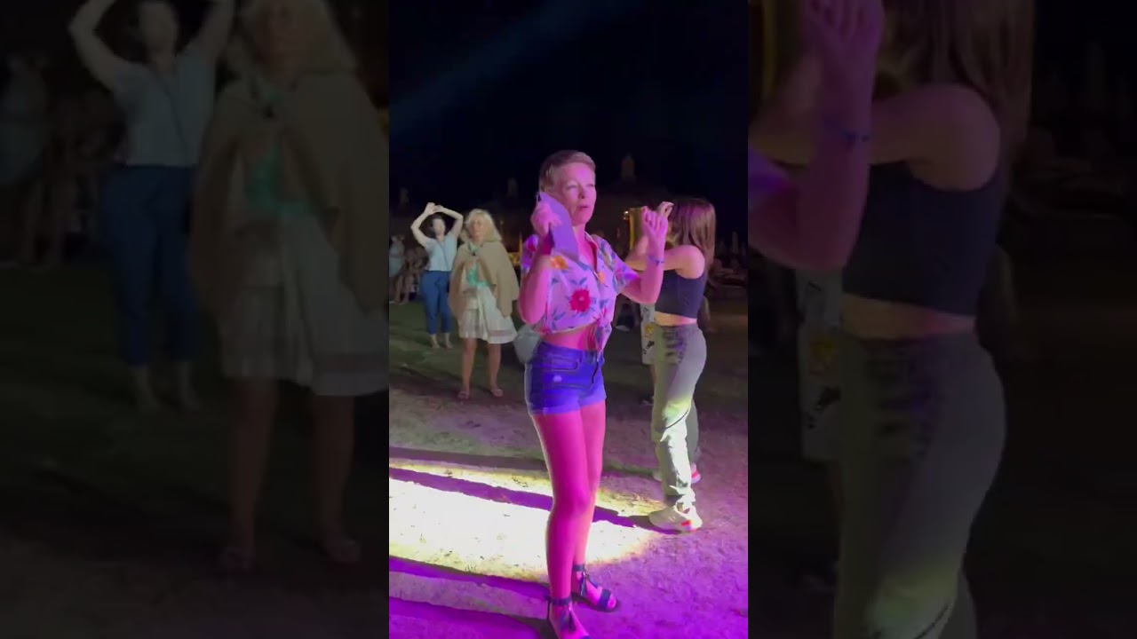 Вечерняя живая музыка в отеле CRYSTAL TAT BEACH 5*